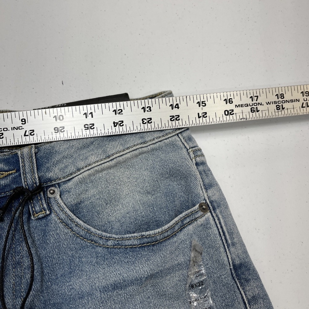 & Everything Denim Jeans Relaxed Straight Leg Size 28/32 Distressed Light Wash - Picture 8 of 16